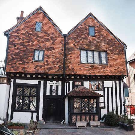 فيلا Taylour House - Edenbridge, Sleeps 10, Historic, Unique Yet Modern المظهر الخارجي الصورة