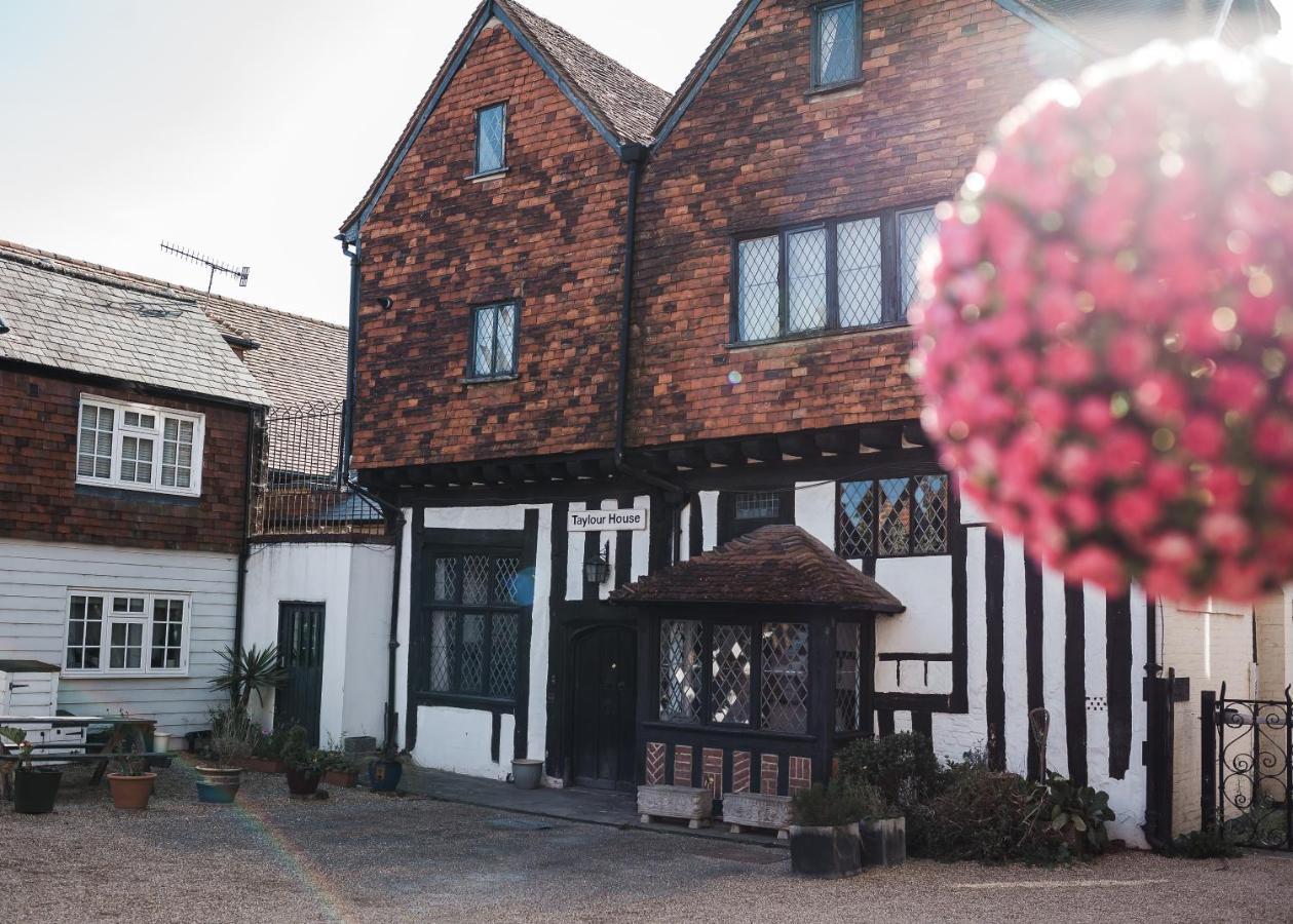 فيلا Taylour House - Edenbridge, Sleeps 10, Historic, Unique Yet Modern المظهر الخارجي الصورة