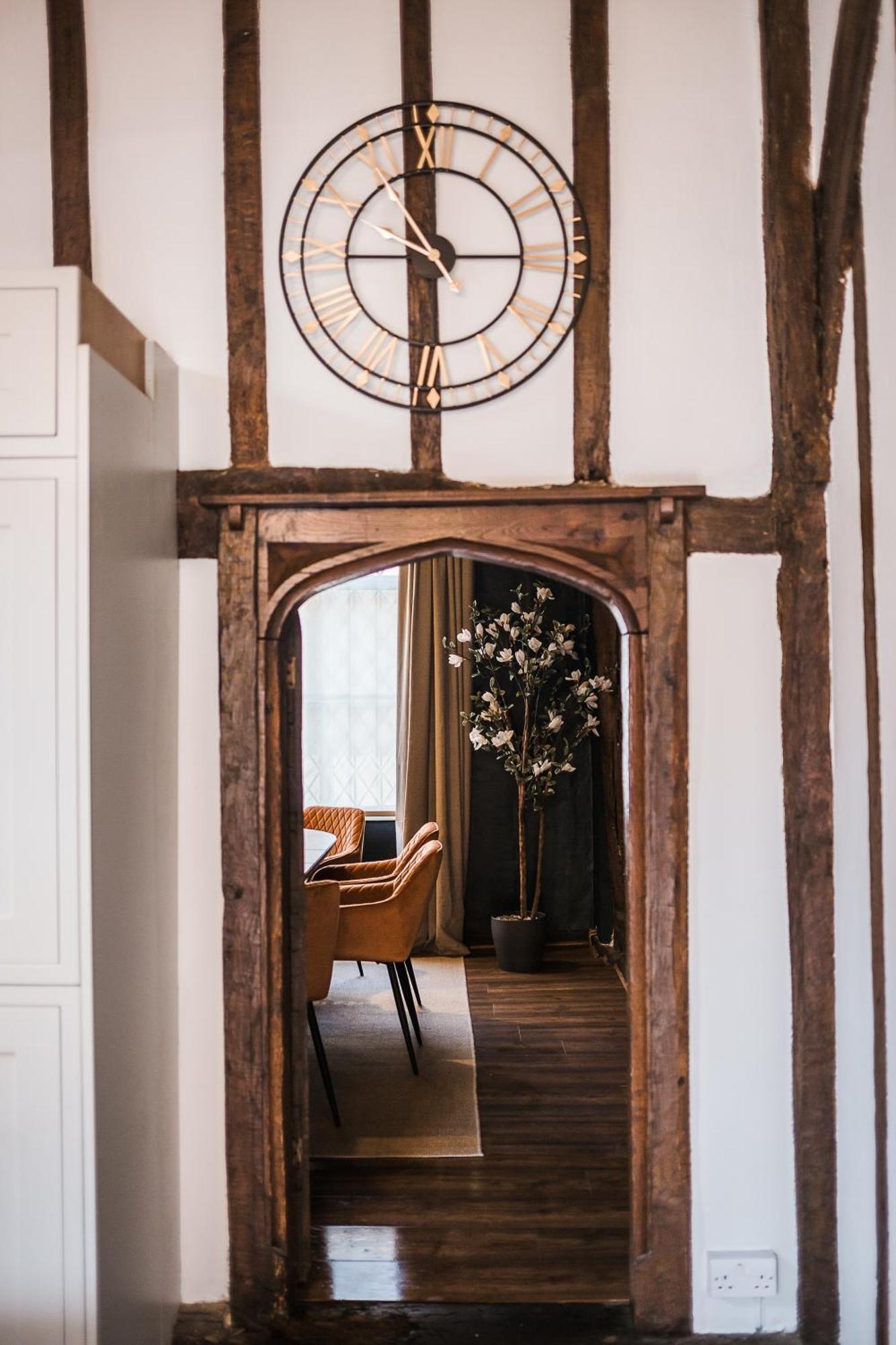 فيلا Taylour House - Edenbridge, Sleeps 10, Historic, Unique Yet Modern المظهر الخارجي الصورة